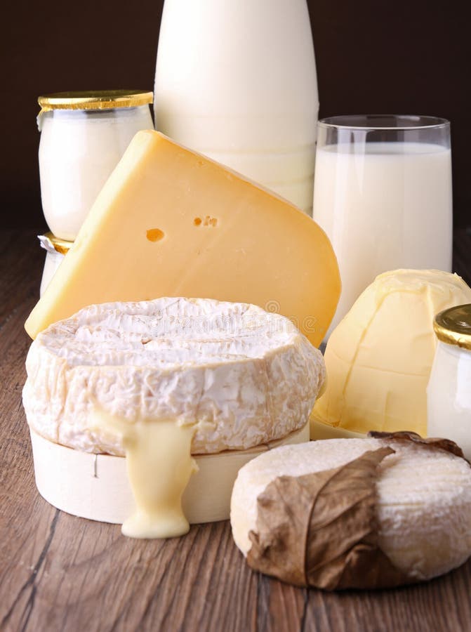Молочные продукты сыры