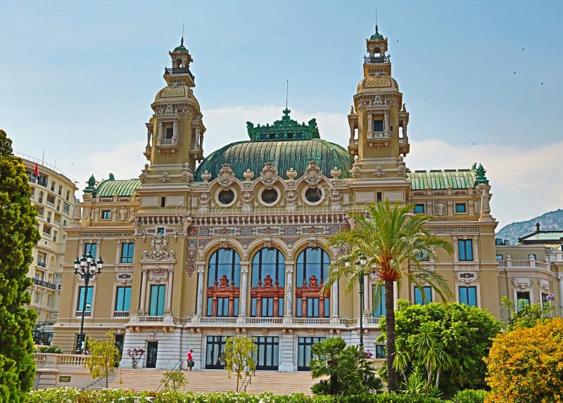 Оперный театр в монако