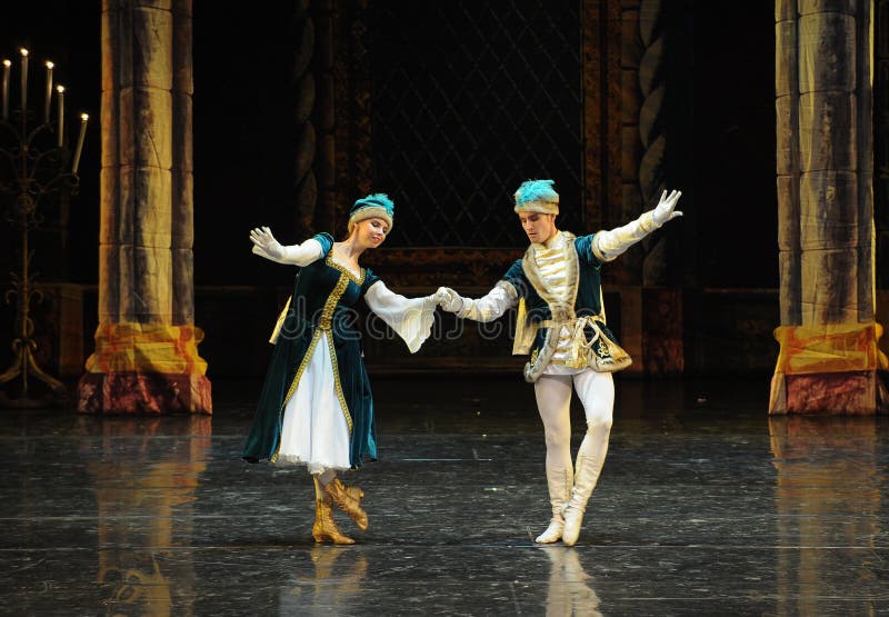 Неаполитанский танец из балета лебединое озеро