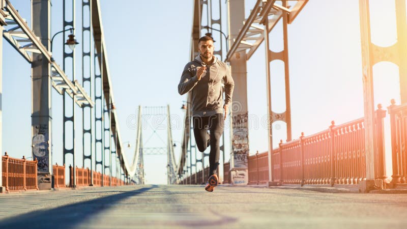 Бегу по мостам