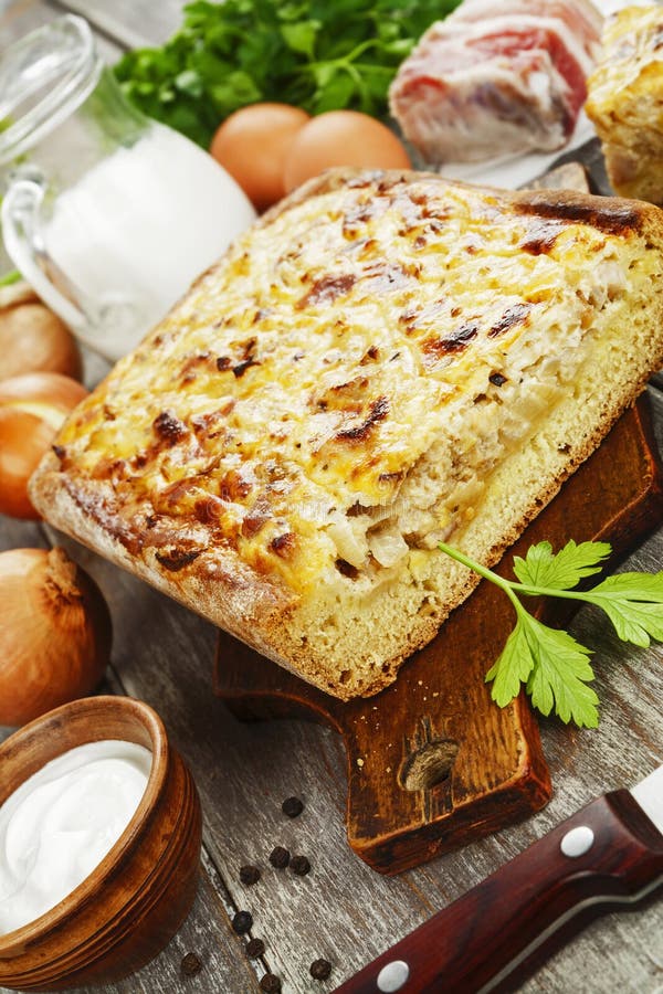 Немецкий Цвибелькухен