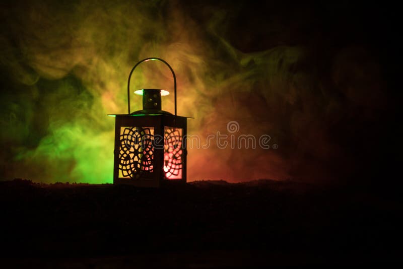 Горит фонарь при зарядке. Индикатор фонарика. Самсунг а50 горит значок зарядки. Перегоревший фонарик. Фонарик при пожаре.