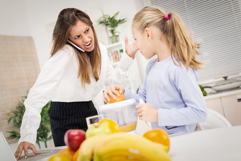 Стресс в семье. Overworking. No time for Family because of Overworking.