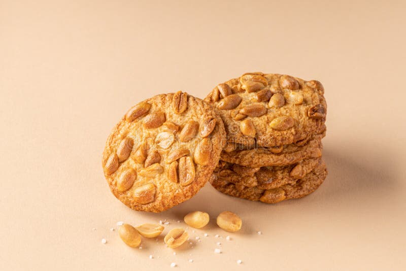 Cookie with Peanuts