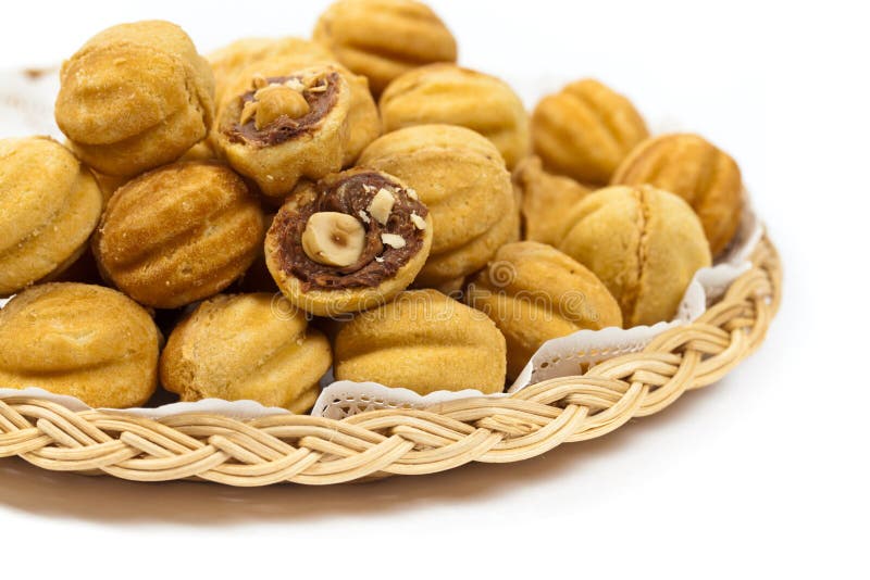 Печенье орешки с грецким орехом