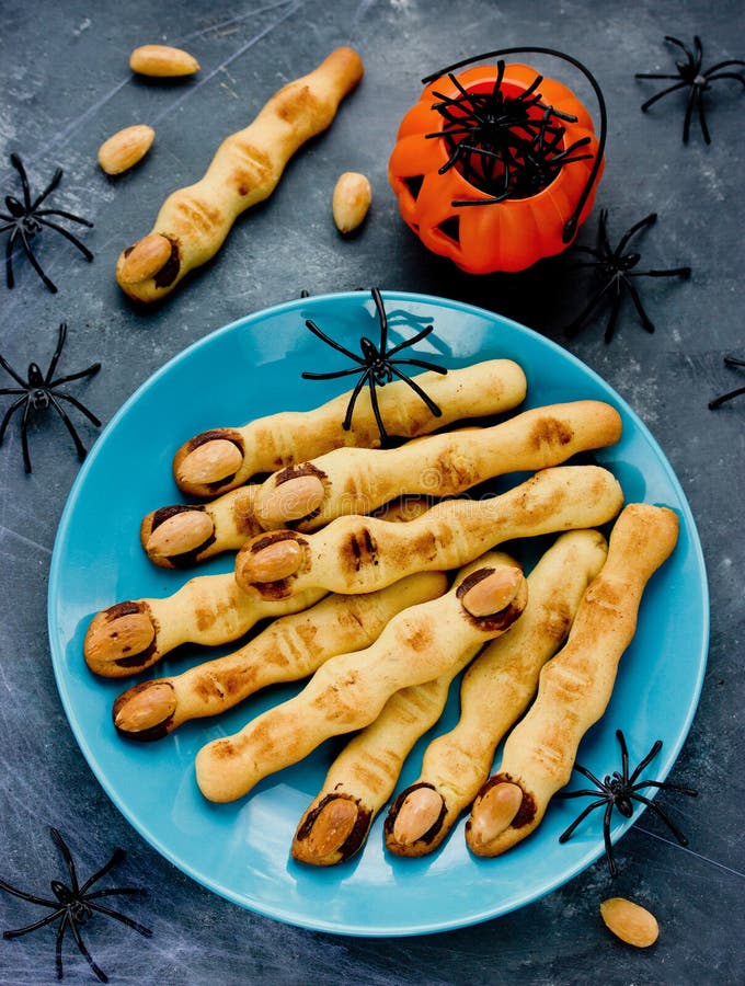 Печенье страшные пальцы