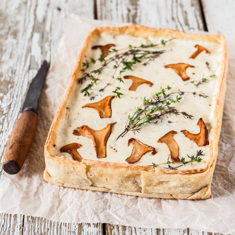 Пирог с лисичками