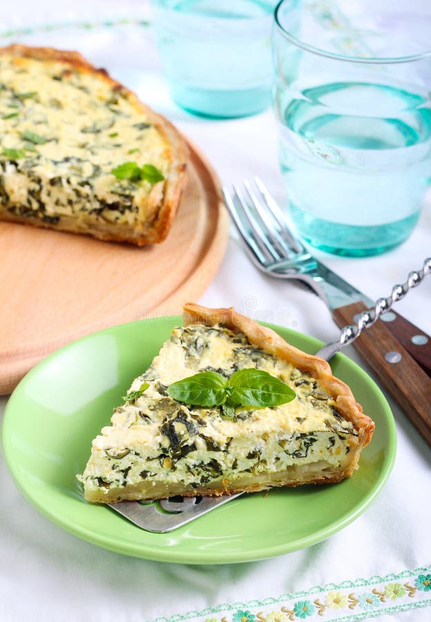 КИШ С фетой и шпинатом