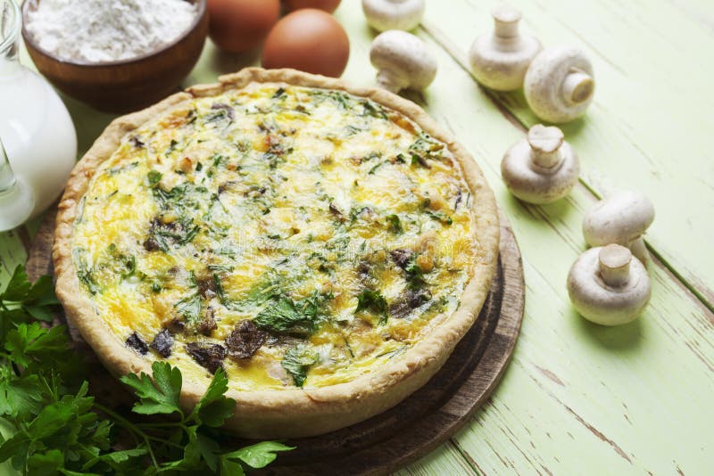 КИШ С грибами и шампиньонами