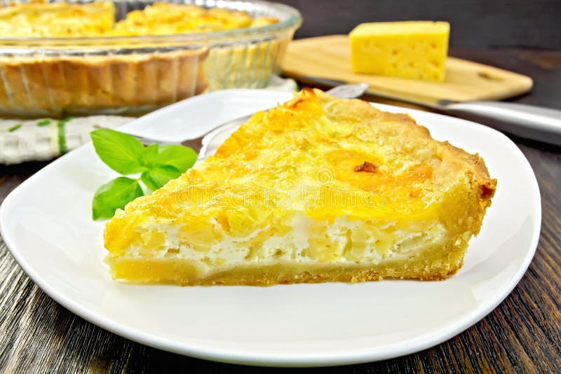 Сырный торт с луком пореем