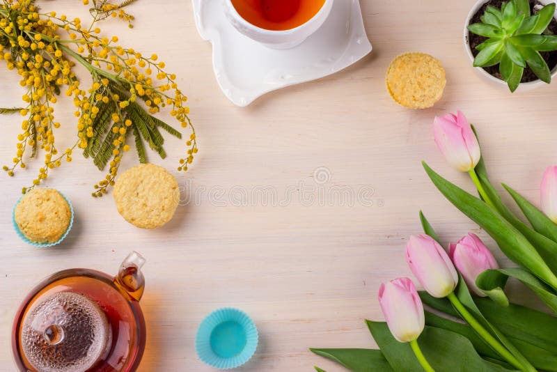 Flat lay Мимоза