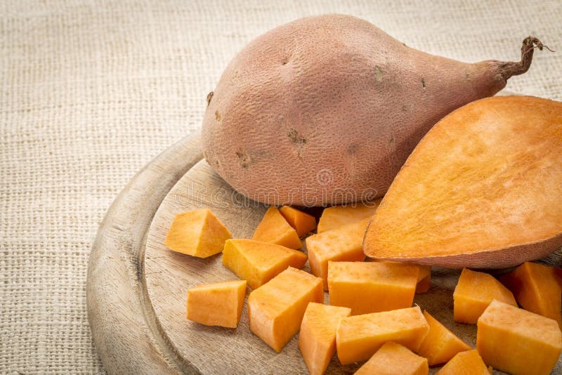 Вареный сладкий картофель