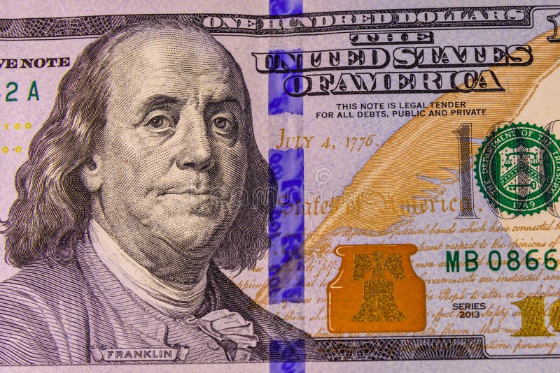 Нашел 100 долларов. Бенджамин Франклин на 100 долларах. Франклин 100 долларов. Бенджамин Франклин купюра.