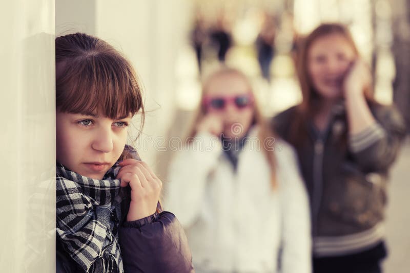 Тинейджеры девочки. Кайф для девочек подростков. Девушки подростки. Показал девочкам подросткам видео. Девочки подростки балуются.