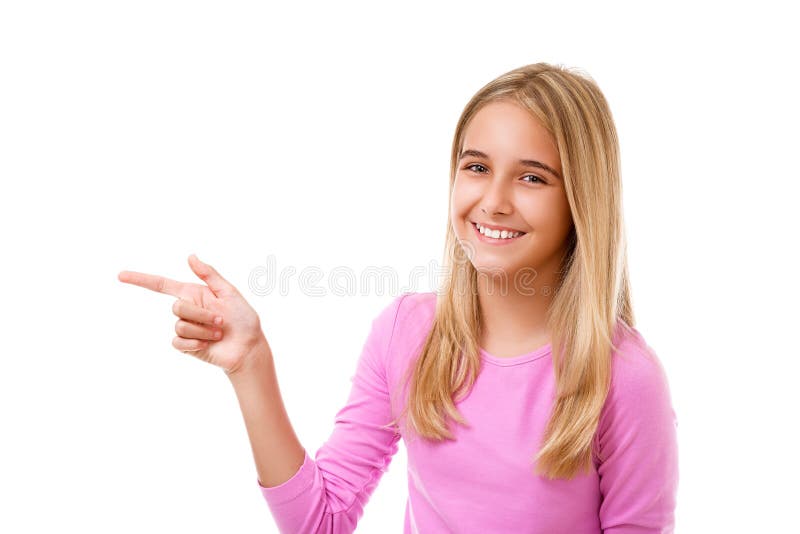 Она указала на высокую. Девушка показывает направление. Женщина показывает пальцем в сторону. Картина на женщину указывают пальцем. Женщина указательный плац в верх.