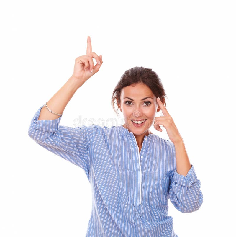 женщина жесты. необычные жесты ладонью. девушка с модным жестом. внимание на языке жестов. жест спрашивать.