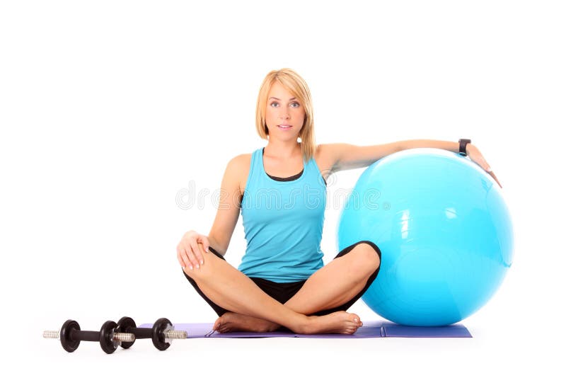 Работать на шару. Blue Pilates girl.