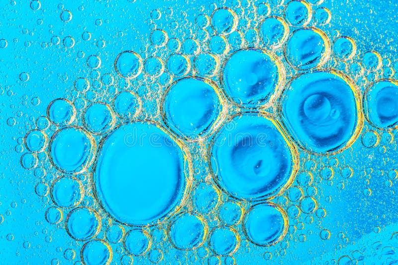 Молекула пузырьки. Текстура вещества в жидкости. Голубая вода с пузырьками в химии что за вещество.
