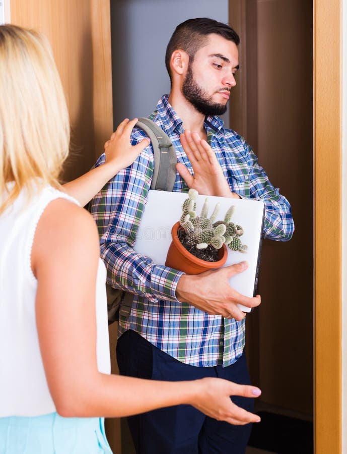 Как подсадить на себя мужчину. Standing at the Door. Couples at the Door.