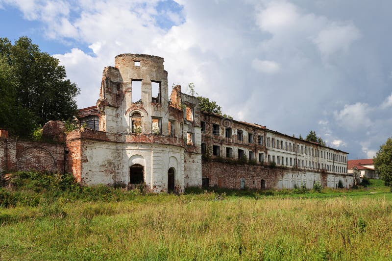 Спасо Суморин монастырь