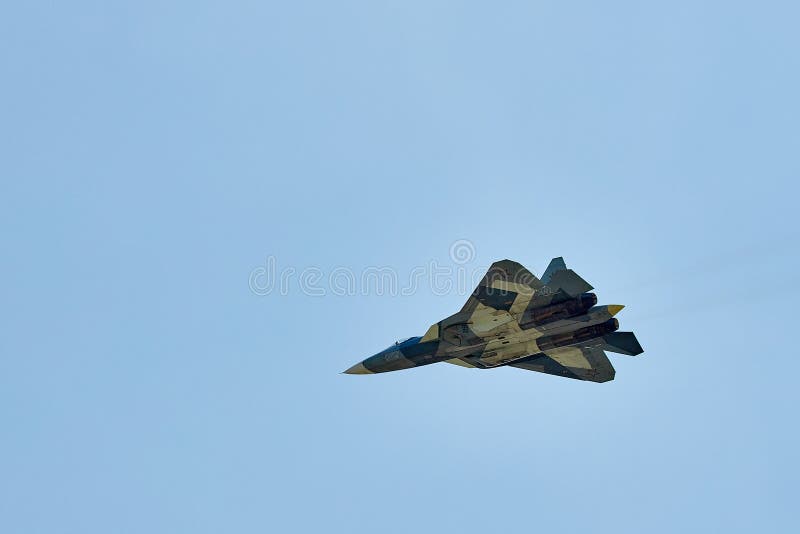 Samolet Novogo Pokoleniya Sukhoi T 50 Istrebitelya Su 57 Pak Fa Pyatogo Ispolnyayushee Pokazatelnyj Polet Vo Vremya Maks 17 Airsh Redakcionnoe Izobrazhenie Izobrazhenie Naschityvayushej Samolet Novogo Pokoleniya Sukhoi T 50 Istrebitelya Su 57 Pak Fa Pyatogo Ispolnyayushee Pokazatelnyj Polet Vo Vremya Maks 17 Airsh Redakcionnoe Izobrazhenie Izobrazhenie Naschityvayushej