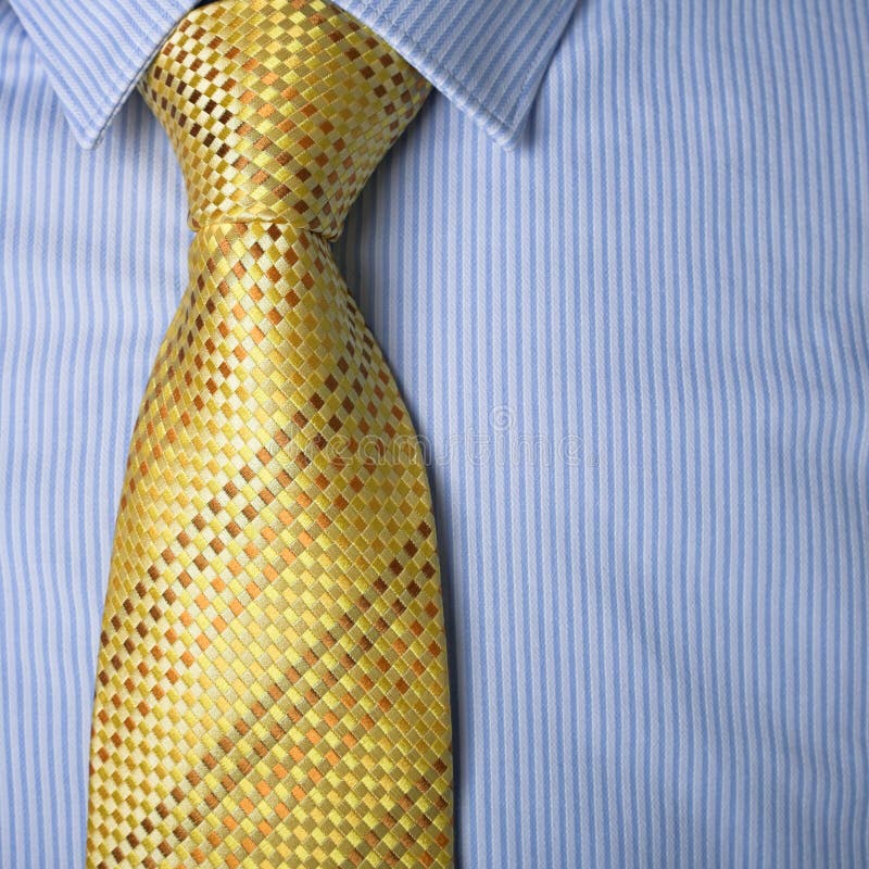 Желтый галстук с чем носить
