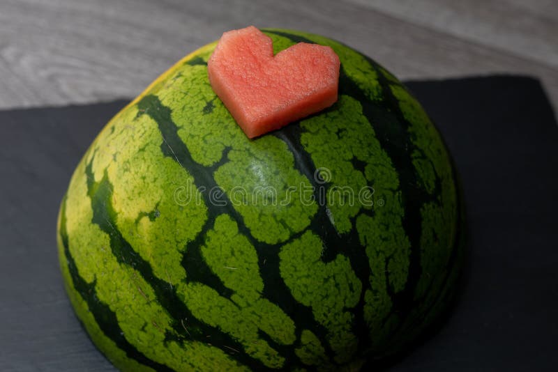 Сердечко из арбуза