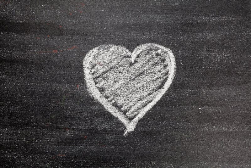 Нарисую мелом напишу i love you кавер девушка поет