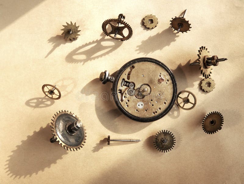 Сломанные часы можно. Сломанные часы картинка. Бронзовые сломанные часы. Broken watch Isaac. Broken watch Wallpaper.