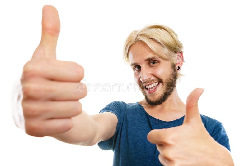 Студент парень на однородном фоне. Содержу молодого человека. Содержу молодого человека. Красивые семейные пары. Возьму парня на содержание.