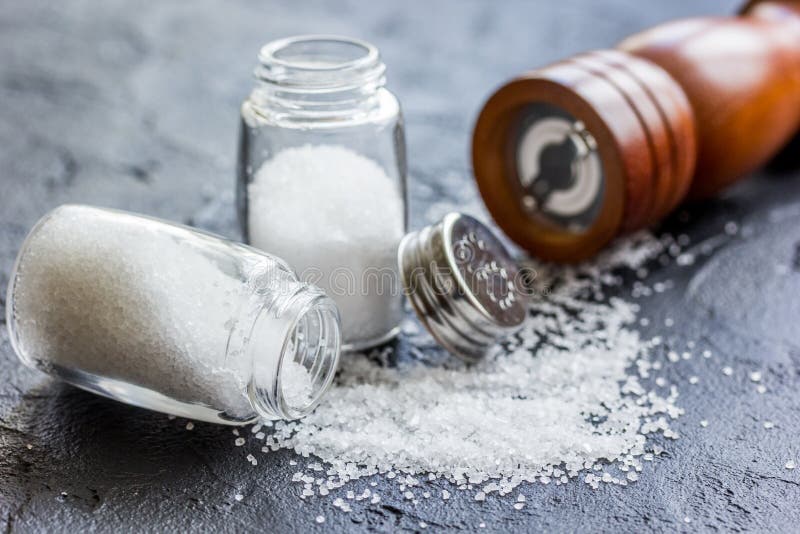 соль для ванны в стеклянной банке. стекло в соли. Saltcellar. стекла в соли. славяночка соль пищевая йодированная.