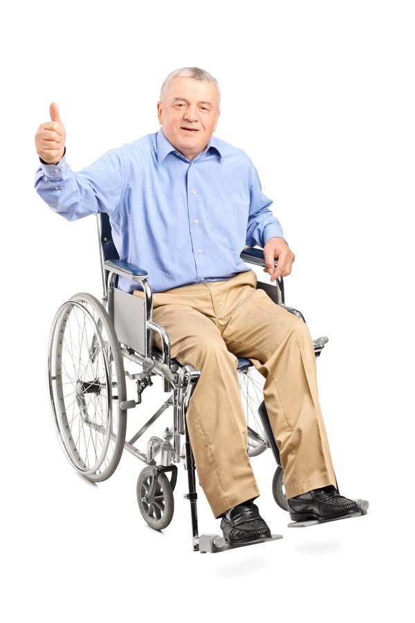 Каким то дряхлым инвалидом. Дедушка в инвалидной коляске. Старик на инвалидной коляске. Дед на коляске. Коляска для инвалидов.