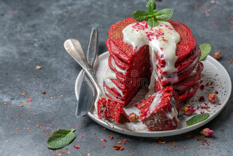Панкейки красный бархат
