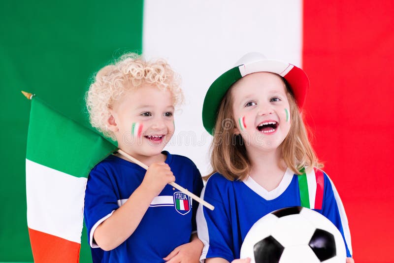 Дети в италии