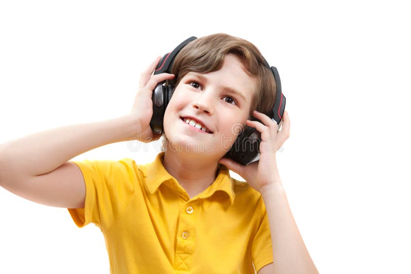 Слушать мальчики полностью. Happy boy in Headphones. Black boy in Headphones. Мальчик слушает звук картинка. Headphones with boy photo.