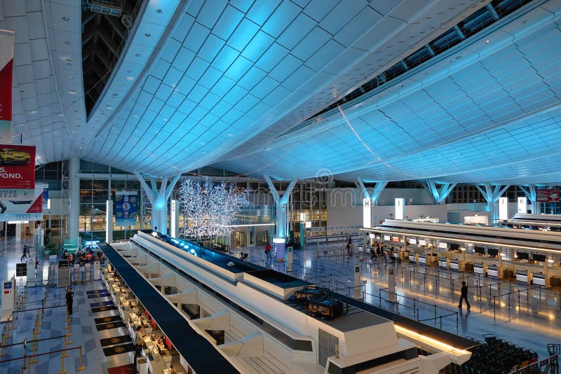 File:HND T1 departures.JPG - Wikipedia