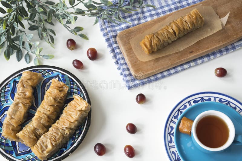 Чай с голландскими вафлями