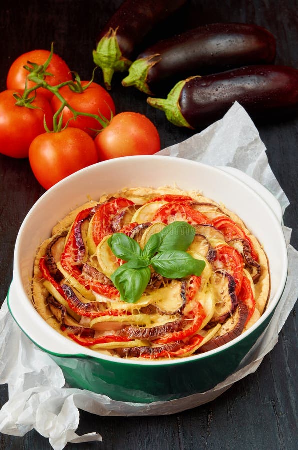 Пирог с баклажанами и кабачками