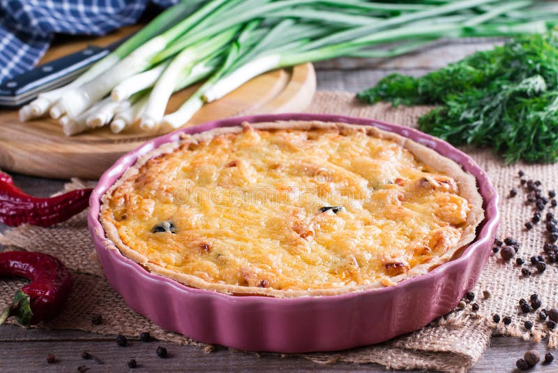 КИШ С беконом и сыром