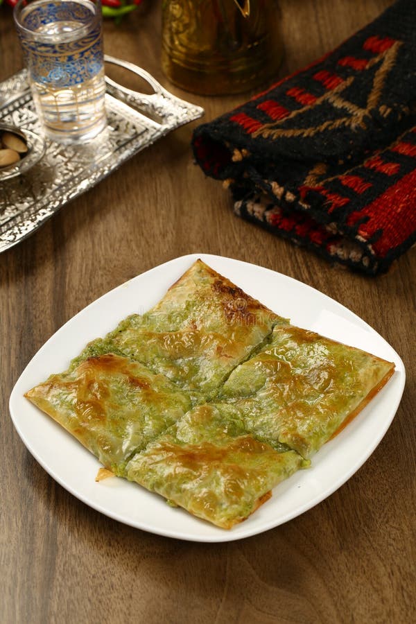 Катмер турецкий с мороженым