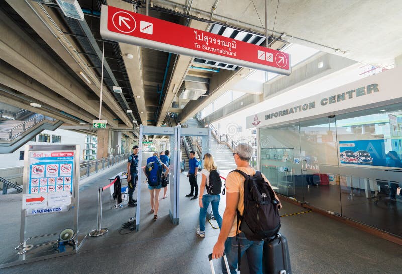 Метро в аэропорт Бангкока. Аэропорт Бангкока подземка. Bangkok Rail link станции. Станции метро из аэропорта Бангкока. Метро аэропорт бангкок