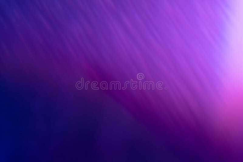 ультрафиолетовый фон размывает лучи неон фиолетовый свет Стоковое Фото -  изображение насчитывающей яркое, творческо: 240773512