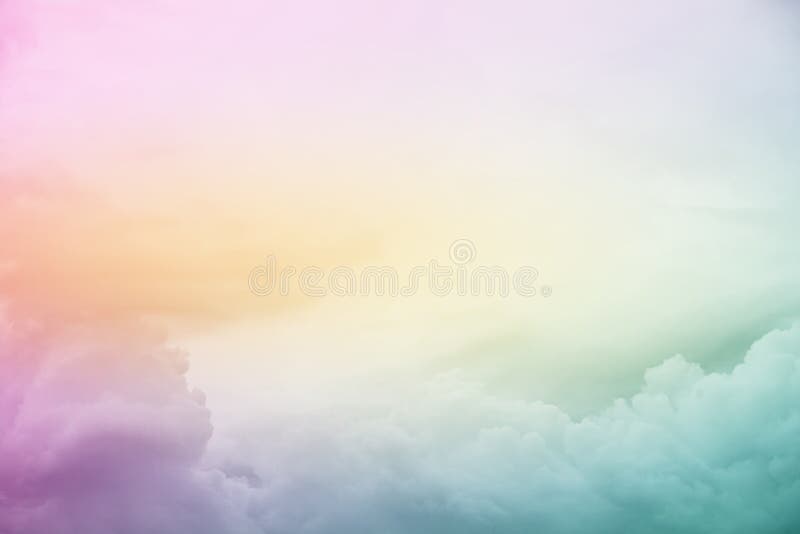 фантастическое мягкое размытое облачное небо с градиентным цветом природы  абстрактный фон Стоковое Фото - изображение насчитывающей пушисто, облако:  233158502