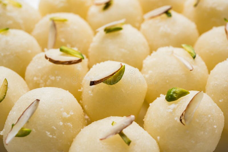White Rasgulla