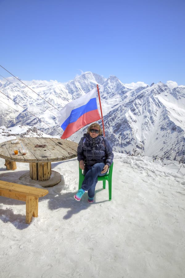 Флаг РФ на Эльбрусе