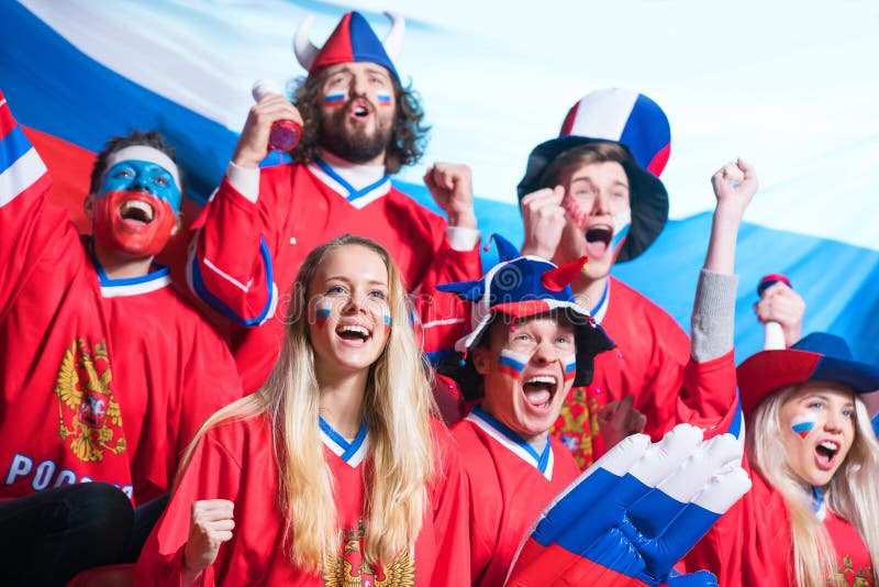 Болельщики на трибунах хоккей