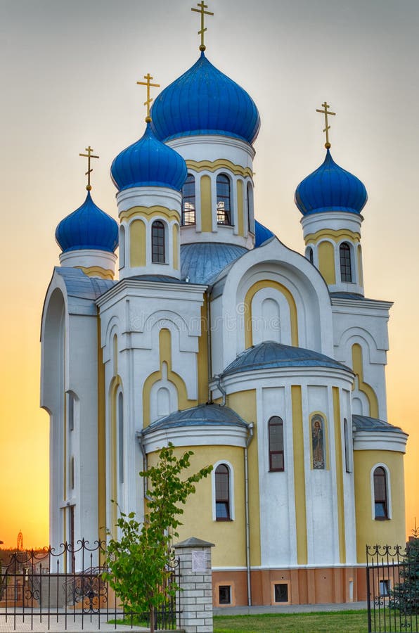Тверь храм с синими куполами