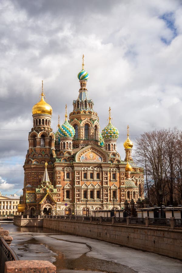 Исаакиевский собор на крови