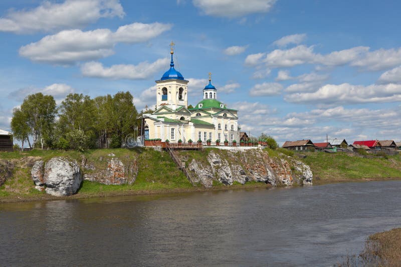 Церковь на реке Чусовая