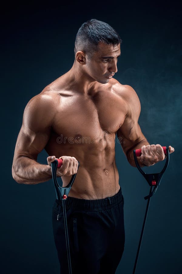 Two fitnessmans